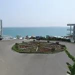 Хотел лунна пътека - 5*