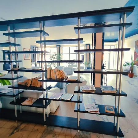Hotel Moonlight 5*