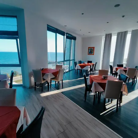 Moonlight Hotel 5*
