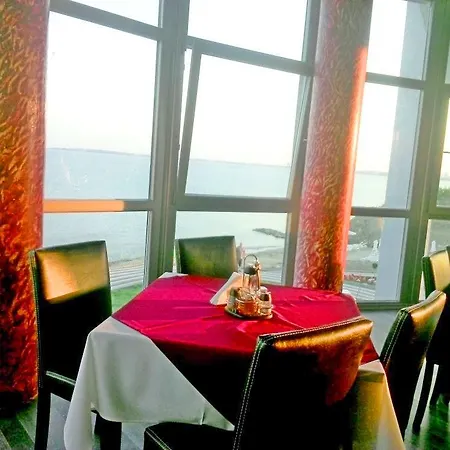Moonlight Hotel 5*