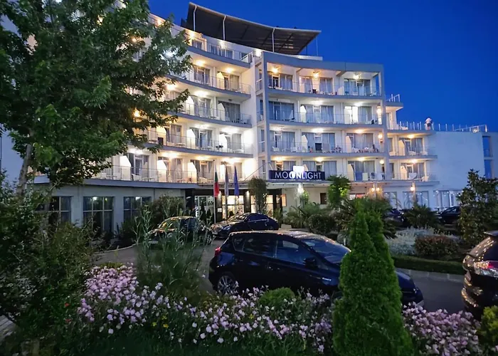 Moonlight Hotel 5*